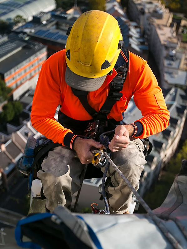 Servicio de mantenimiento de Edificios y Naves Industriales